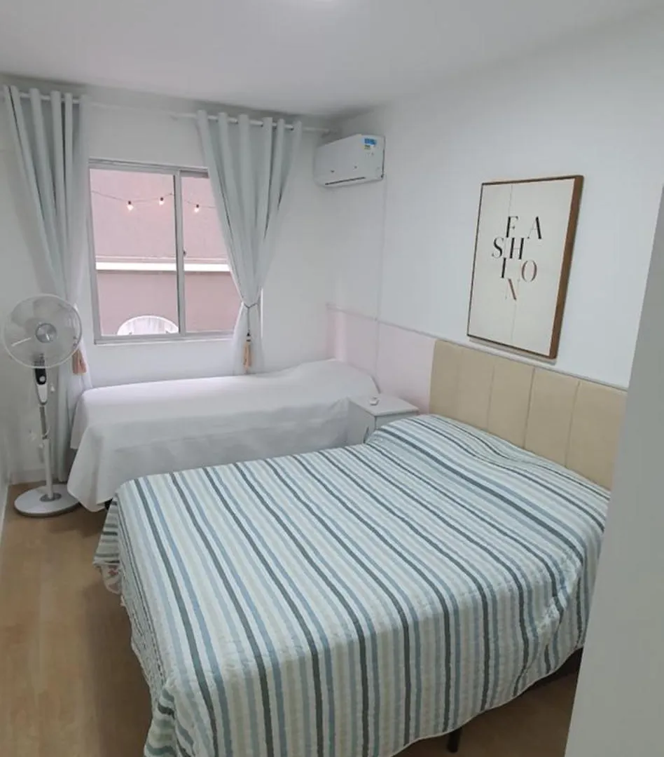 Apartamento Remodelado Novo A Cuadra Del Mar,Patio Privado Parking Para Auto Pequeno-Medio Balneário Camboriú 0*,  Brazília