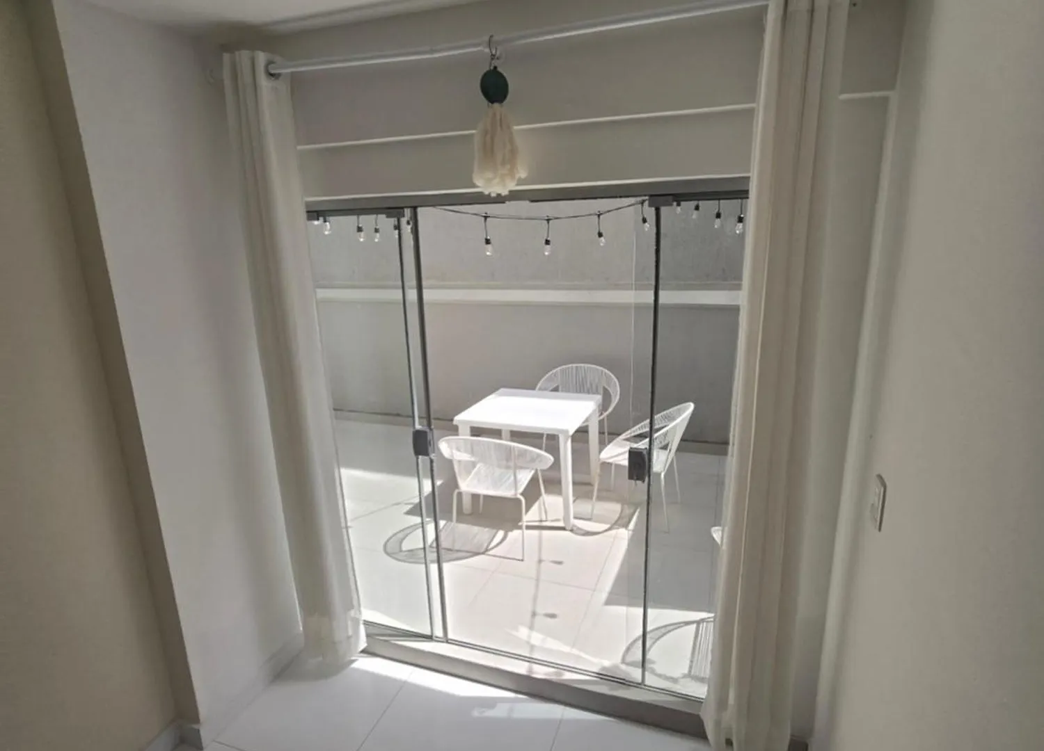 Apartamento Remodelado Novo A Cuadra Del Mar,Patio Privado Parking Para Auto Pequeno-Medio Balneário Camboriú